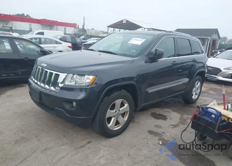 2013 Jeep Grand Cherokee Laredo z USA, uszkodzony, nr VIN 1C4RJFAG0DC605286